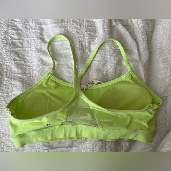 Lululemon sports bra - size 10 - Picture 2 of 4